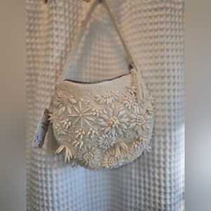 Elegant Cream Floral Shoulder Bag